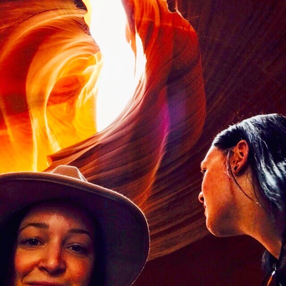 Meet your Posher, Maggie - Picture 2 of 3